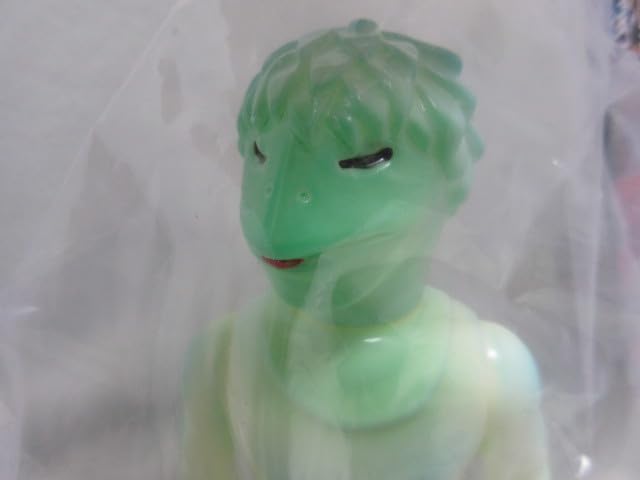 Amazon.co.jp: 【未開封】ウルトラセブンより テペト星人 蓄光 