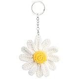 Multifunzione: grazioso accessorio per auto a forma di fiore all'uncinetto per specchietto retrovisore dell'auto, portachiavi quotidiano, borsa a forma di margherita. Il ciondolo a forma di margherita ha un portachiavi per renderlo molto più facile da agganciare alle chiavi, ecc. Piccolo regalo per molte occasioni, un eccellente segno di apprezzamento per qualcuno e un portachiavi personale che sicuramente ravviverà le tue borse/borse
