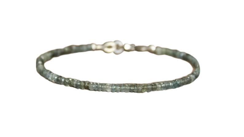 Bracelet aigue-marine mousse de 3mm à porter au quotidien pour un style bohème