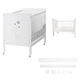La cuna colecho Indi tiene unas dimensiones exteriores, contando con las ruedas, de 65x125x92cm (ancho, largo, alto) y con el kit colecho podrás fijar la cuna a la cama del papi y la mami.