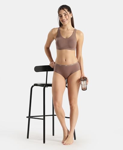Image of Jockey 1550 Women's Super Combed Cotton Elastane Stretch Slip On Crop Top with Stay Fresh Treatment Bra