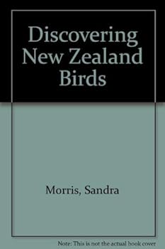 Paperback Discovering New Zealand Birds Book