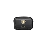 Borsa a tracolla in pelle di colore bordeaux pensata per chi ama la praticità senza rinunciare allo stile. Il design compatto è impreziosito da una tasca frontale con pattina decordata da un cuore dorato sul fronte e logo Braccialini in metallico dorato. Una tracolla regolabile e removibile, l’interno foderato custodisce piccoli oggetti quotidiani con discrezione. Comoda da portare, raffinata da indossare, è l’alleata perfetta per ogni giorno.