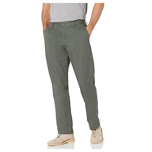Amazon Essentials Men's Classic-Fit Wrinkle-Resistant Flat-Front Chino Pant, Olive, 34W x 30L