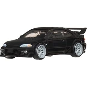 #値下げ中！ ミニカーセット トラック5台と乗用車 12台 Amazon | 大型トラック 12台 合金製 ミニカー セット 車おもちゃ