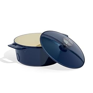 Made In Cookware – Dutch Oven 5.5 Quart – Blue – Enameled Cast Iron – Exceptional Heat Retention & Durability – Professional Cookware – Crafted in France – Induction Compatible