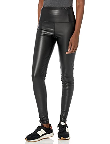 Leggings de piel sintética para tus looks de noche con pantalones ajustados