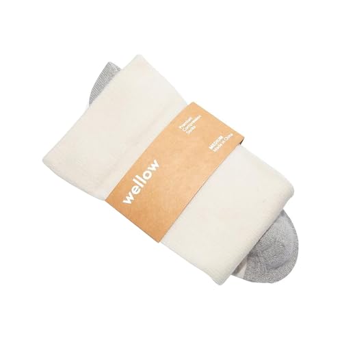 Image of Wellow Knee High Compression Socks for Men & Women, 18-25 mmHg, Bamboo Viscose, Swelling Relief