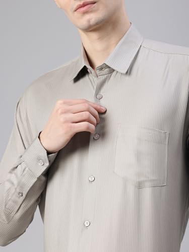 Image of Majestic Man Men's Solid Cotton Blend Textured Wrinkle-Resistant Slim Fit Easy Iron Formal Shirt