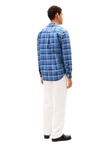 Image of Tommy Hilfiger Men's Long Sleeve Oxford Shirts in Regular Fit, Men's Button Down Shirts, Also Available in Big and Tall
