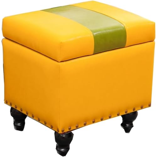 Banc ottoman rouge pour optimiser l'espace et ranger votre salon