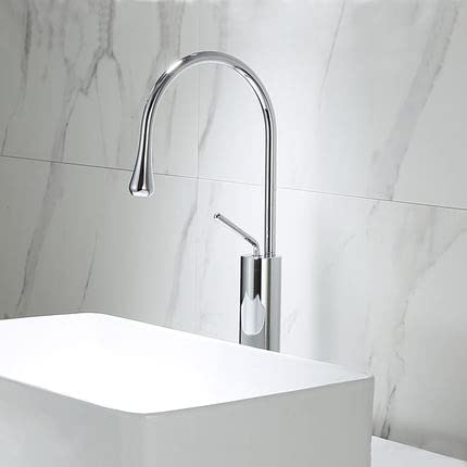 Robinet d'évier chromé haut pour mitigeur de salle de bain moderne