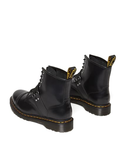 Dr. Martens 1460 Hardware4