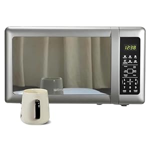 Emerson MW7601SL Compact Countertop Microwave Oven with Sleek Mirrored Finish Door 10 Power Levels, 6 Auto Menus, Glass Turntable and Child Safe Lock, 0.7 Cu. Ft, Silver