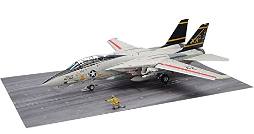 Maquette F-14A Tomcat pour créer un diorama de bureau de chasseur miniature