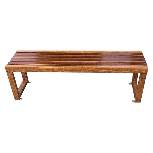 Banc de jardin en bois massif pour aménager un coin détente sur le patio