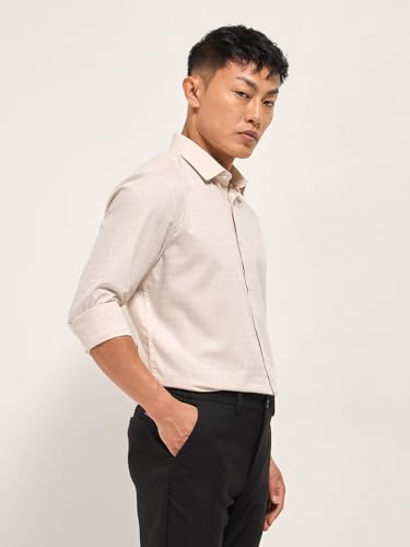 Image of THE BEAR HOUSE Men's Solid Tailored Fit Formal Shirt