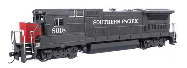 Walthers Mainline 910-19572 HO Scale GE Dash 8-40B - ESU(R) Sound & DCC - Southern Pacific(TM) #8018 (Gray, red, White; Large SP on Nose)