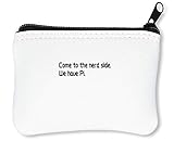 Ein kleines, handliches Reißverschluss-Portemonnaie aus Polyester.