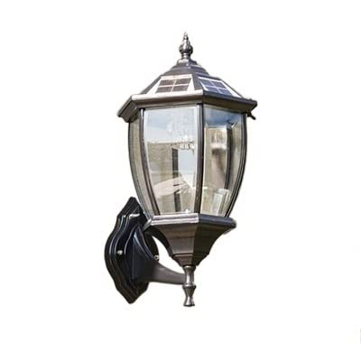 Lampe murale extérieure solaire pour sublimer votre balcon et vos soirées de cour