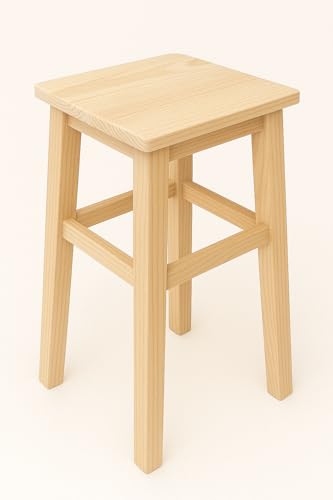 Taburete Cuadrado en Pino, en Madera Maciza. Medidas (Ancho/Fondo/Alto): 28*28*49 cms. Muy Resistente. En Madera en Crudo, se Puede Pintar.