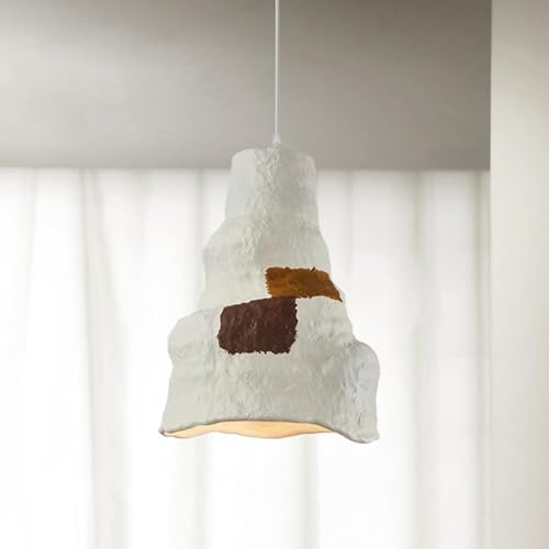 Suspension crème moderne pour remplacer un vieux lustre de salon