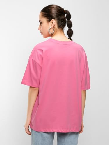 Image of Bewakoof X Disney Hakuna Matata Women's Cotton Graphic Print Oversized Fit Half Sleeve Round Neck T-Shirt | Casual wear | Streetwear | Oversized Tshirt for Woman Cotton| Baggy
