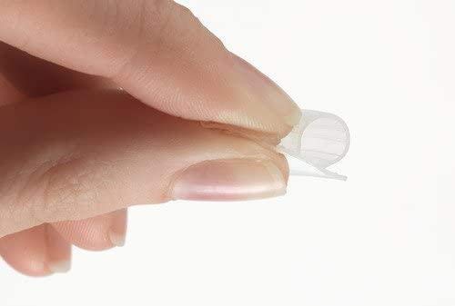 tesamoll Premium Flexible - Selbstklebende Silikondichtung zum Isolieren von Spalten an Fenstern und Türen - Weiß - 6 m x 9 mm x 7 mm