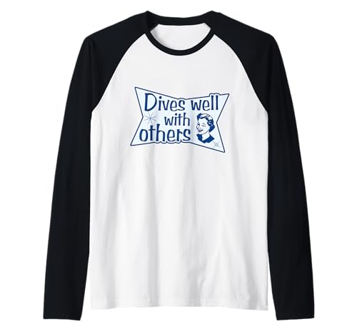 Funny Retro Dives Well With Other Scuba Diver Diving Buddy Raglan Baseball Tee