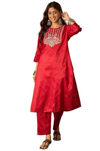 Image of Women's Silk Blend Solid Regular Kurta Set