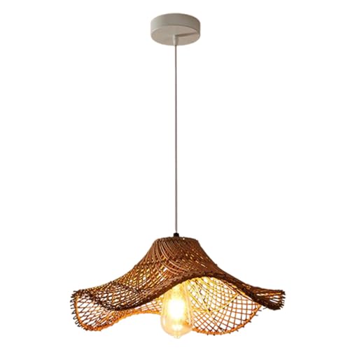 Lámpara de ratán boho para salones rústicos y zonas de ocio de diseño mediterráneo