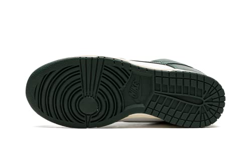 Image of Nike Men's Dunk Low Sneakers