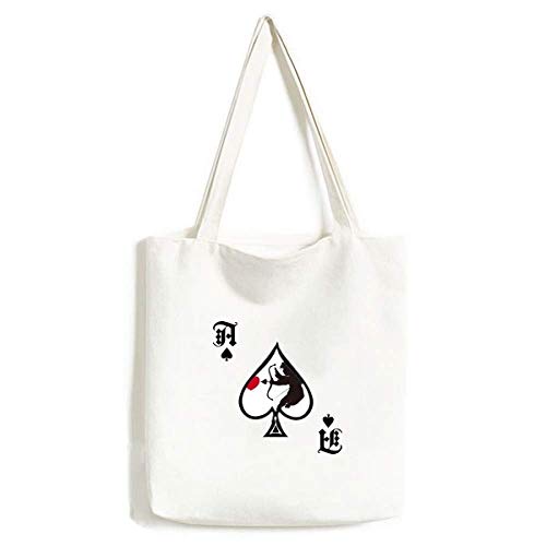 Sac à main cœur cupidon parfait pour une soirée romantique