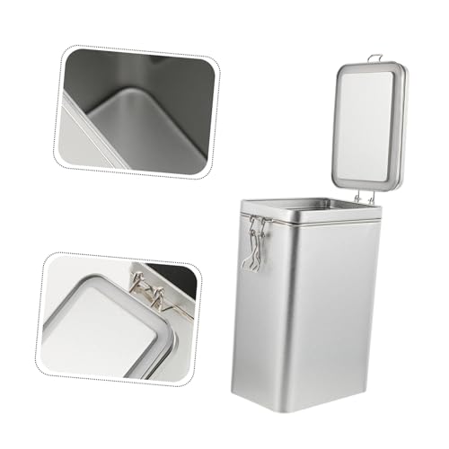 Café molido y especias guardados en caja metálica rectangular hermética 8