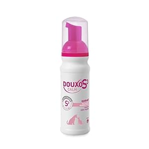 DOUXO S3 Calm Mousse, Soin apaisant sans rinçage pour Chiens et Chats avec des Allergies, des démangeaisons ou des rougeurs, 150ml