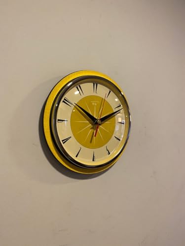 direfly Royale Retro Caravan Clock - Sunny Yellow Midcentury Formica