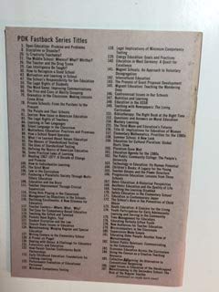 Using Educational Research in the Classroom 0873672607 Book Cover