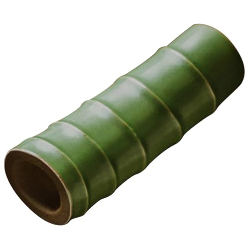 Vase décoratif vert imitation bambou pour sublimer votre salon moderne