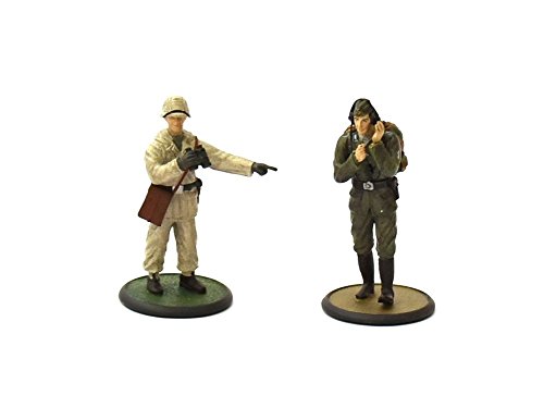 Preisvergleich Produktbild Atlas Vollplastische Zinnfigur 1:32 Deutscher Soldat Unteroffizier Flak und Unteroffizier Nachrichten 1940-43 2. Weltkrieg ca. 5,5 cm Vollplastische Zinnfigur