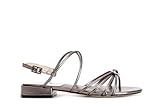 Cafè Noir ist ein italienisches Unternehmen, das auf dem Markt im Jahr 1992 persönliche Schuhe und Accessoires tätig ist.