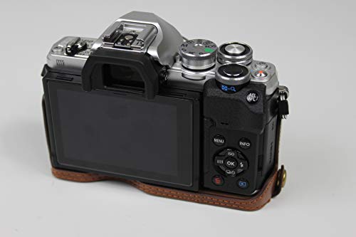 Protège boîtier Olympus E-M10 Mark IV demi étui cuir café ergonomique