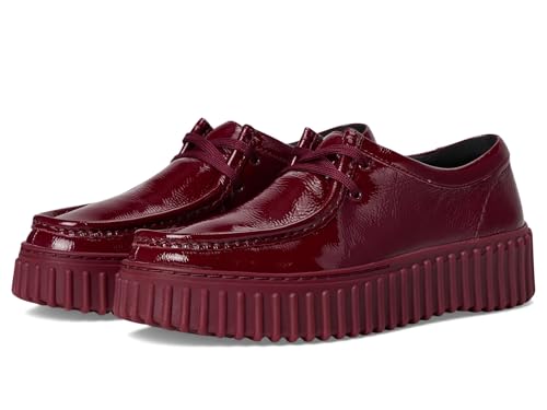 Image of Clarks Torhill Bee Nubuck Schuhe in