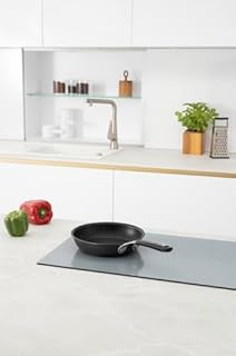 Lagostina Tempra, Padella 30cm con Rivestimento in Titanium Antiaderente Antigraffio, Fondo in Acciaio Inox, Manico Rivettato in Acciaio e Silicone, per Tutte le Fonti di Calore Inclusa Induzione