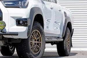 ジャオス(Jaos) フェンダーガーニッシュ type-X 未塗装品 ハイラックス 125系 Z"GR SPORT" B134099