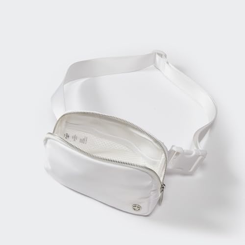 Image of Pander Everywhere Belt Bag for Women, Fashion Waist Packs, Crossbody Bags, Everywhere Belt Bag with Adjustable Strap (Pure White).