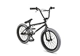 Grazie al suo design, questa bicicletta offre le prestazioni di una bicicletta di fascia alta ad un prezzo ridotto alla portata dei più piccoli, che non hanno ancora bisogno di una bici di prima gamma.