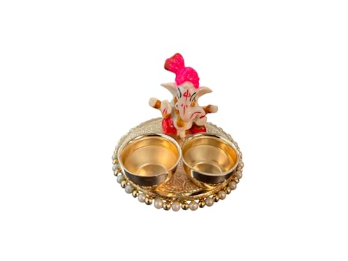 DESI BY DIL Beautiful Decorative Golden Round Haldi Kumkum Plate with Ganesha Idol for Women for any Indian Occasion, Mehendi, Haldi Ceremony, Housewarming, Baby Shower, Return Gift, Pooja Gift