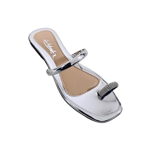 Rasteirinha Feminina Metalizado Prata com Detalhe em Strass, Sandalia Rasteira Feminina Prata (Prata, BR, Adulto, Numérico, M, 38)