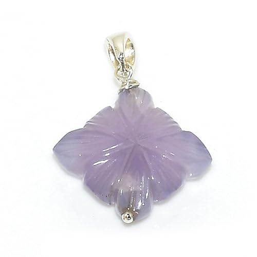 Pendentif aigue-marine sculptée en argent, le bijou idéal pour illuminer vos tenues d'été