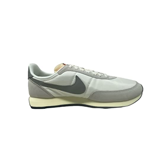 Image of Nike womens Waffle Trainer 2 SE Shoe, Sail /Medium Gray /Light Bone, 8